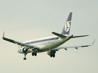 SP-LIA @ KRK - Lot  -  Embraer 175 - by Artur Bado?