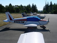 N9863W @ TIW - From R2