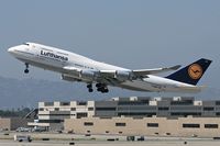 D-ABVF @ LAX - Lufthansa D-ABVF (FLT DLH457) departing RWY 25R enroute to Frankfurt Main (EDDF).