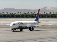 N3757D @ LAS - Las Vegas - by Uri Dotan Bochner