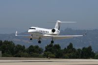 N123MR @ SMO - 2002 Gulfstream Aerospace G-IV, N123MR, owned by Plane Truth LLC, nearing touchdown on Santa Monica RWY 21 after a short hop from John Wayne Airport Orange County (KSNA).