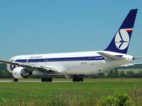 SP-LPC @ KRK - LOT - by Artur Bado?