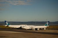 ZK-NBW @ AKL - Twins ZK-NBW and ZK-NBU at Auckland International - by Micha Lueck