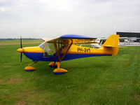 PH-3V1 @ EHST - The PH-3V1 at microlight airfield Stadskanaal. (Netherlands) - by G van Gils