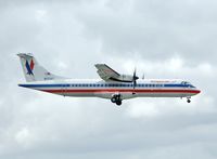 N533AT @ KMIA - Landing at MIA. Originals available for commercial use (USA tel.305-772-7086)