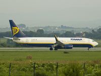 EI-CSQ @ KRK - Ryanair - by Artur Bado?