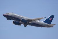N851UA @ LAX - United Airlines N851UA (FLT UAL979)  climbing out from RWY 25R enroute to Licenciado Benito Juarez (MMMX) - Mexico City, Mexico. - by Dean Heald