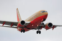 N786SW @ LAX - Southwest Airlines N786SW (FLT SWA2537) from Las Vegas McCarron Int'l (KLAS) on final approach to RWY 24R.