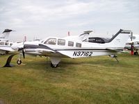 N37162 @ KOSH - Beech G58
