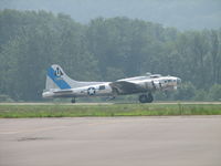 N9323Z @ IPT - Just arriving. - by Sam Andrews