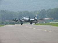 N9323Z @ IPT - Turning onto the GA Ramp to pick the news folks. - by Sam Andrews