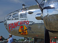 N9079Z @ OSH - Panchito nose art