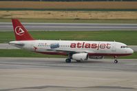 TC-OGL @ VIE - On the way to the parking stand - by Andy Graf-VAP