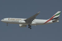 A6-EAO @ DXB - Emirates Airbus 330-200 - by Yakfreak - VAP