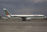 I-DEIL @ MXP - Alitalia Boeing 767-300