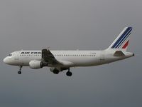 F-GKXB @ LKPR - Airbus A320-211