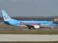 G-THOF @ LKPR - Boeing 737-3Q8