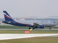 VP-BWF @ LKPR - Airbus A320-214