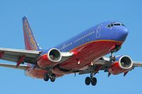 N434WN @ LAX - Southwest Airlines N434WN (FLT SWA217) from Houston William P Hobby (KHOU) on final approach to RWY 24R.