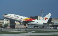 CS-TMD @ LIS - Air Sul Boeing 737-200 taking off at LIS - by Yakfreak - VAP