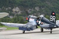 OE-EAS @ LSMF - <Red Bull> starting engine - by Werner Huber