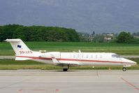 OO-LFS @ GVA - visitor - by Wolfgang Zilske