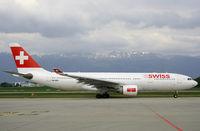 HB-IQH @ GVA - visitor - by Wolfgang Zilske