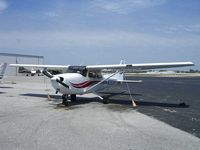 N393SP @ SRQ - Cessna 172 - N393SP as seen at Sarasota Airport (SRQ) - by Jeff Kramer
