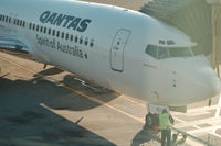 VH-VXU @ SYD - Seconds before push-back - by Micha Lueck