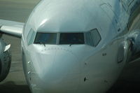 VH-VYK @ PER - Close-up - by Micha Lueck