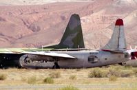 N2872G @ GEY - In storage, shot with 600mm lens