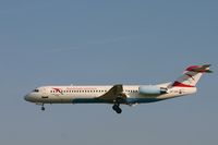 OE-LVD @ BRU - descending to rwy 25L