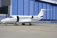 VP-CAR @ CGN - visitor - by Wolfgang Zilske