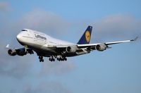 D-ABTD @ FRA - on final at Frankfurt/main - by Volker Hilpert