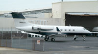 N553JT @ ISP - Gulstream on the old Garrett ramp...