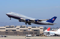 N118UA @ LAX - United Airlines N118UA (FLT UAL899) climbing out from RWY 25R enroute to Narita Int'l (RJAA).