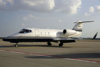D-CGBR @ CGN - visitor - by Wolfgang Zilske