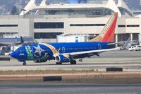 N727SW @ LAX - Southwest Airlines N727SW Nevada One taxiing to the gate after landing on RWY 25R. - by Dean Heald