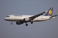 D-AIPL @ FRA - Airbus A320-211 - by Volker Hilpert