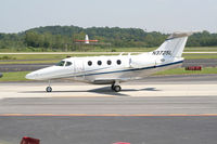 N3725L @ PDK - Taxing to Runway 20L - by Michael Martin