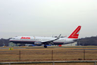 OE-LNH @ BOH - LAUDA 737
