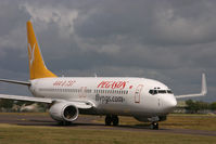 TC-AAP @ BOH - PEGASUS 737 - by barry quince
