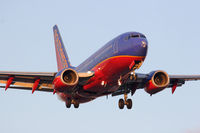 N481WN @ LAX - Southwest Airlines N481WN on final approach to RWY 24R.