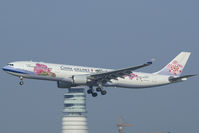 B-18305 @ VIE - China Airlines Airbus 330-300 - by Yakfreak - VAP