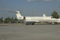 N585JC @ VIE - Gulfstream 5 - by Yakfreak - VAP