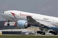 OE-LPC @ VIE - Austrian Airlines Boeing 777-200 - by Yakfreak - VAP