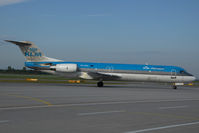 PH-OFG @ VIE - KLM Fokker 100 - by Yakfreak - VAP