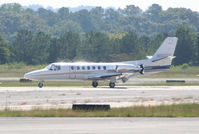 N193SB @ PDK - Landing 2R - Air Brakes Extended - by Michael Martin