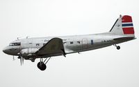 LN-WND @ LEY - Douglas DC-3