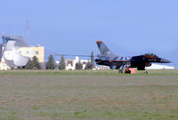 J-055 @ LMML - F.16